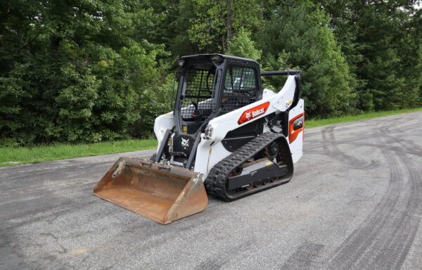 2021 Bobcat T64R Skidsteer