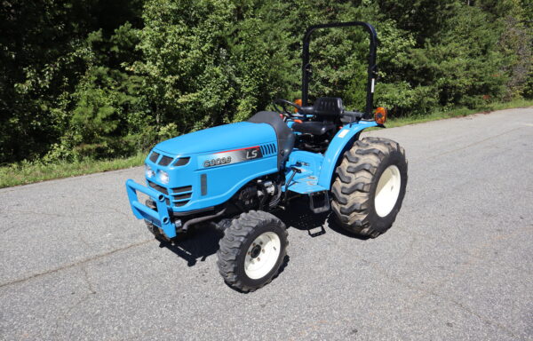 2012 LS G3038 Tractor