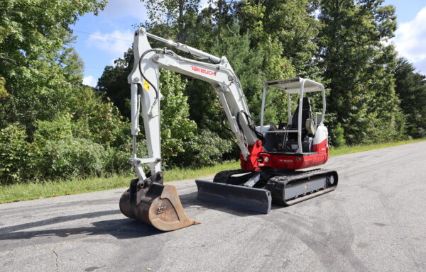 2018 Takeuchi TB250-2 Mini Excavator