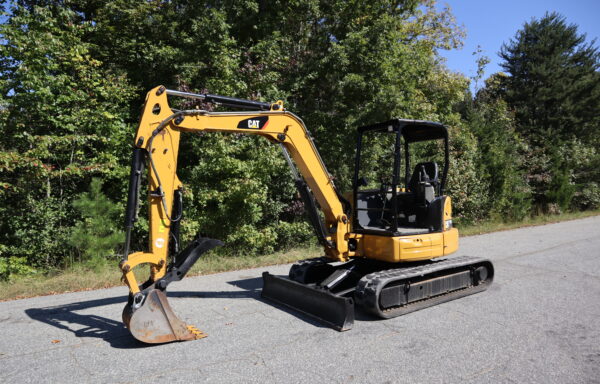 2015 Caterpillar 305E2 Mini Excavator