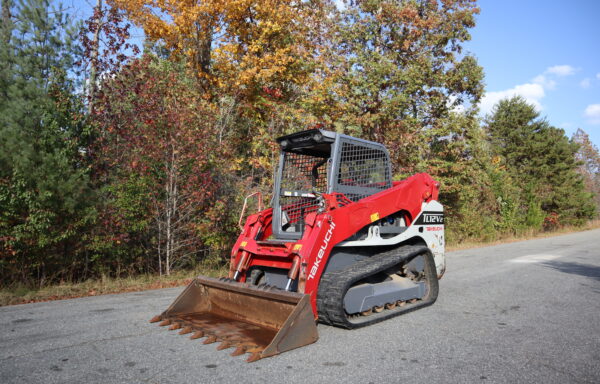 2016 Takeuchi TL12V2 Skidsteer