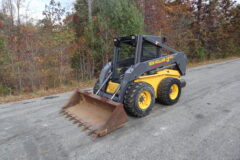 2000 New Holland LS180 Skidsteer