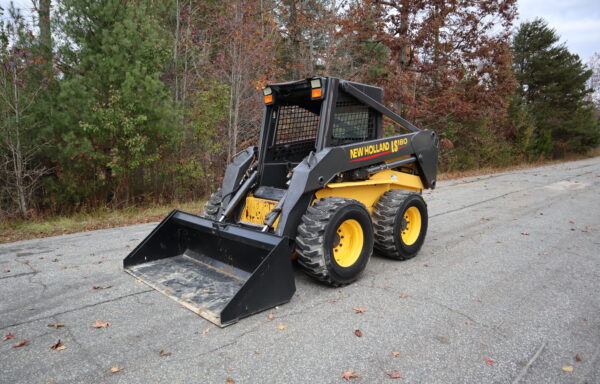 2003 New Holland LS180 Skidsteer