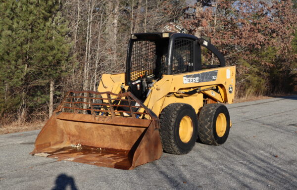 2006 John Deere 325 Skidsteer