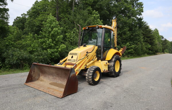 2001 New Holland LB75 Backhoe