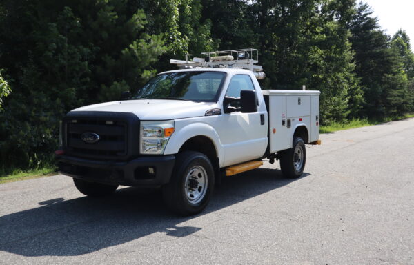 2015 Ford F350 Service Truck