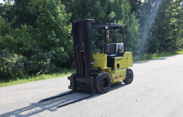 Clark GPX25 Forklift