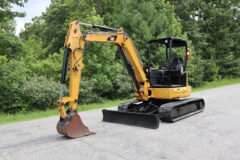 2017 Caterpillar 305E2 CR Mini Excavator