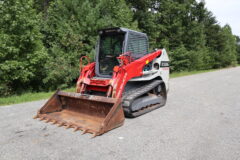2021 Takeuchi TL12R2 Skidsteer