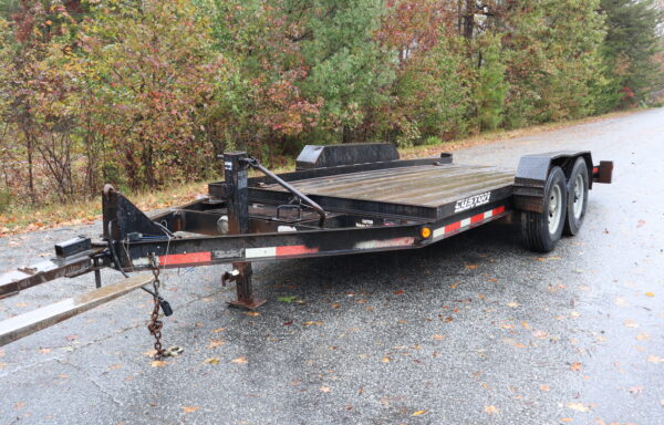 2016 Custom 5T162TBW Tilt-Top Trailer