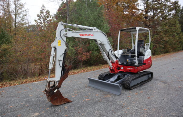 2018 Takeuchi TB240 Mini Excavator