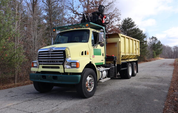 2008 Sterling LT500 Grapple Truck