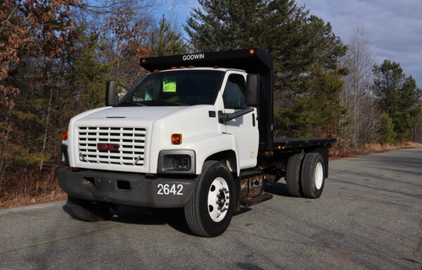 2004 GMC C7500 Dump Truck