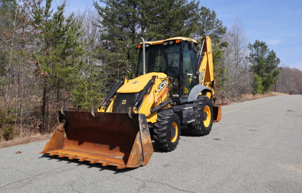 2012 JCB 3CX Backhoe