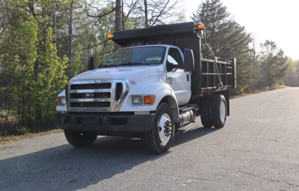 2015 Ford F750 Dump Truck