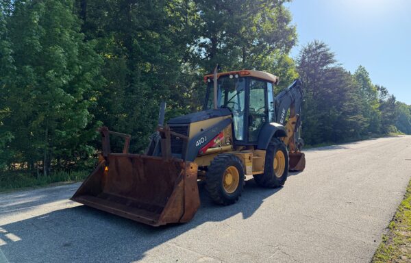 2008 John Deere 410J Backhoe