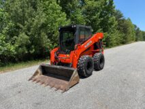 2017 Kubota SSV75 Skidsteer