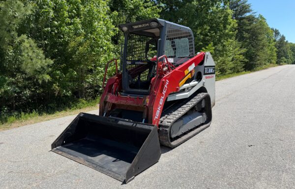 2020 Takeuchi TL8R2 Skidsteer