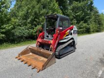 2021 Takeuchi TL8R2 Skidsteer