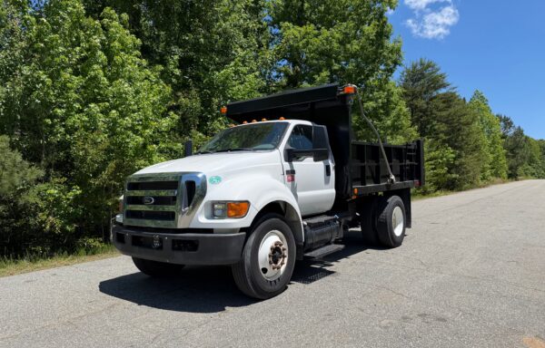 2015 Ford F750 Dump Truck