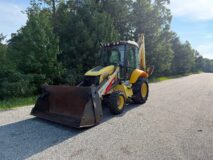 2009 New Holland B95BLR Backhoe