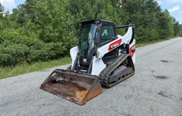2023 Bobcat T76 Skidsteer