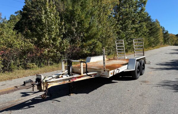 2015 Pike T/A Equipment Trailer